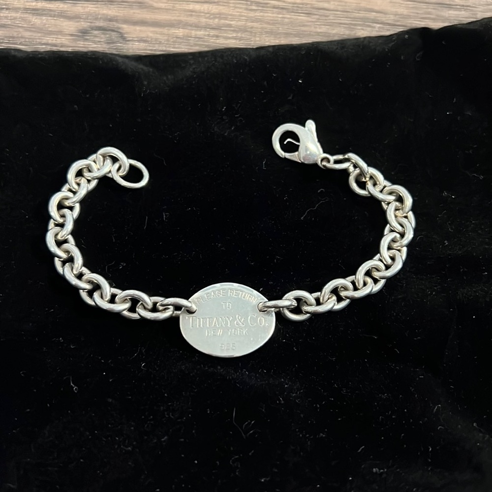 Tiffany & Co clasp bracelet